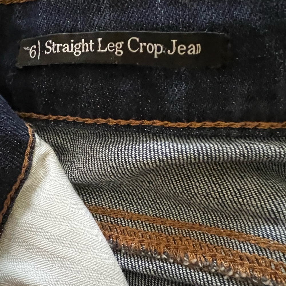 Talbots size 6 straight leg cropped jeans. Excellent condition - Picture 5 of 6